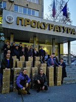 来自苏尔古特的耶和华见证人收到了起诉书的副本