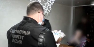 Ricerca dei testimoni di Geova a Irkutsk. Fonte: screenshot dal video della Direzione investigativa del Comitato investigativo della regione di Irkutsk. Ottobre 2021