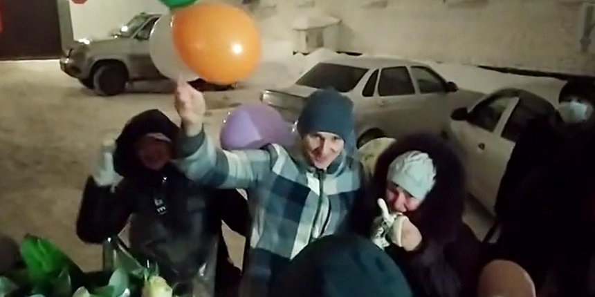 Andreï Rychkov quitte le centre de détention provisoire après avoir purgé l’intégralité de sa peine. Janvier 2022