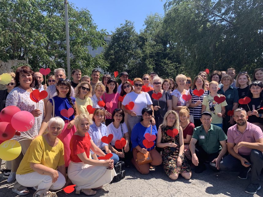 Aleksandr Parkov traf seine Freunde beim Verlassen der Strafkolonie , 9. August 2024