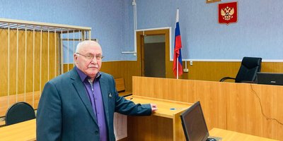 평결이 발표된 날의 올렉 사쿤(Oleg Sakun). 2025년 3월 25일