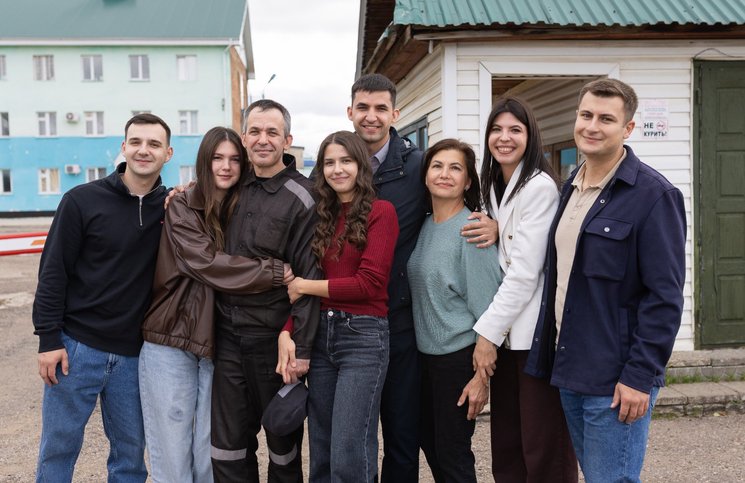 콘스탄틴 산니코프는 형벌 식민지에서 석방된 후 가족과 재회했습니다. 2025년 9월 10일.