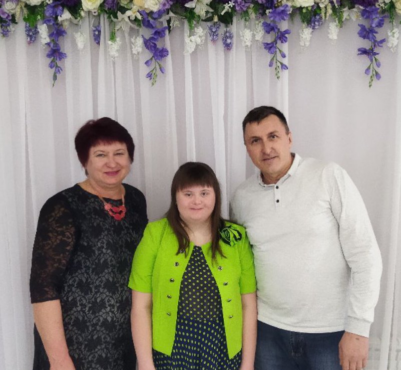 Виталий Бурик с семьей